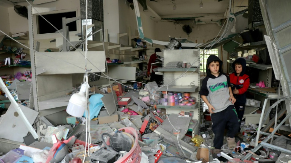  Israel promete arrasar viviendas en el sur de L&iacute;bano y responder a amenazas con "toda su fuerza" 