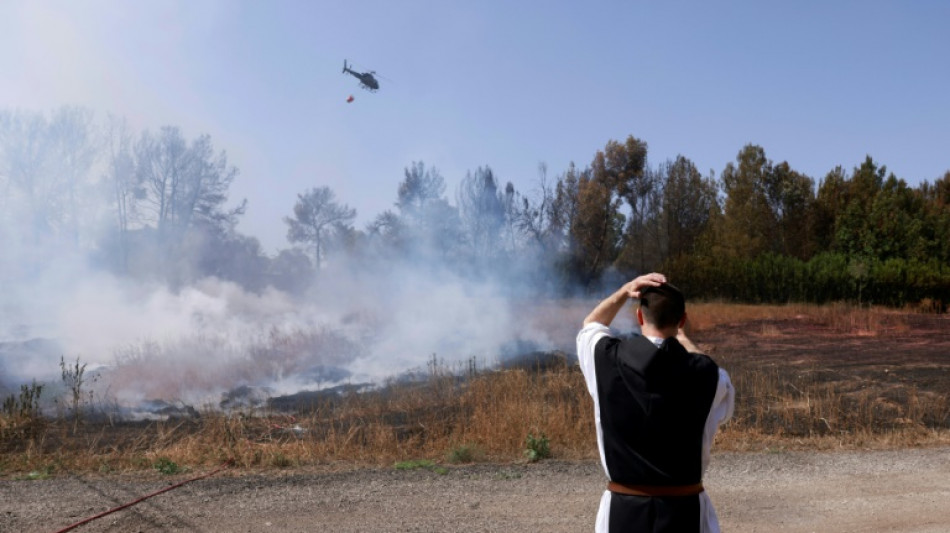Israelische Feuerwehr weiter gegen Buschbr&auml;nde im Einsatz