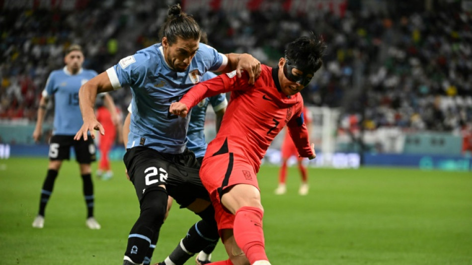 Son and Suarez subdued in Uruguay-Korea World Cup stalemate