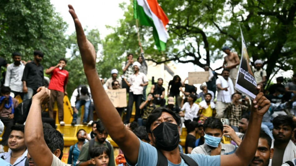  Modi vows punishment for exam fraud fuelling India protests 