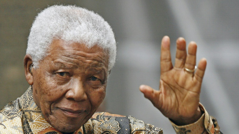 Südafrika gedenkt des vor zehn Jahren verstorbenen Nationalhelden Nelson Mandela