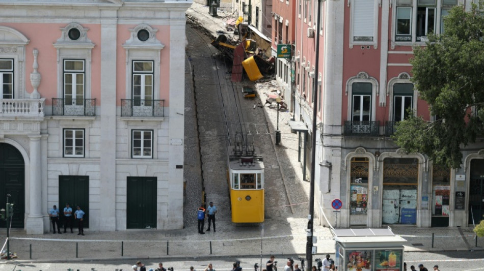 Los funiculares de Lisboa, un medio de transporte centenario convertido en atracción turística