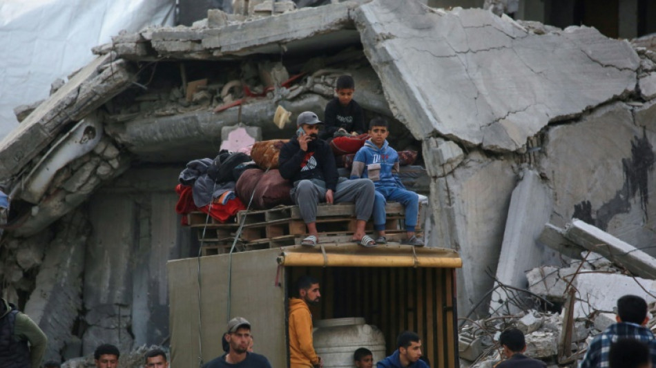 Gaza: l'arm&eacute;e isra&eacute;lienne &eacute;tend son offensive, le Hamas publie la video d'un otage 
