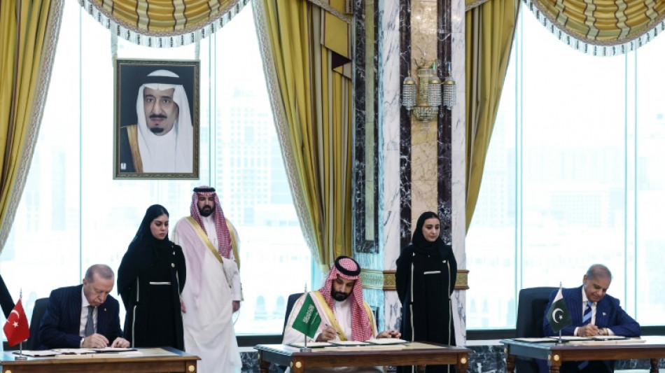  Arabia Saudita, Pakist&aacute;n y Turqu&iacute;a firman un pacto de defensa en medio de la tensi&oacute;n con Ir&aacute;n 