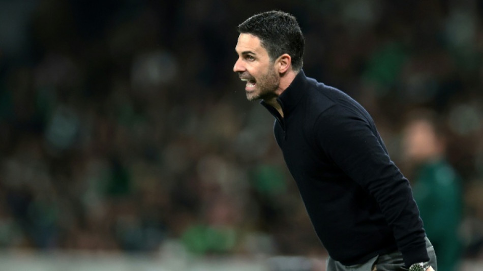  Arteta urges Arsenal to pile pressure on Man City in title race 