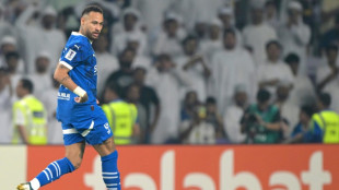 Neymar ficar&aacute; entre 4 e 6 semanas afastado devido a les&atilde;o na coxa