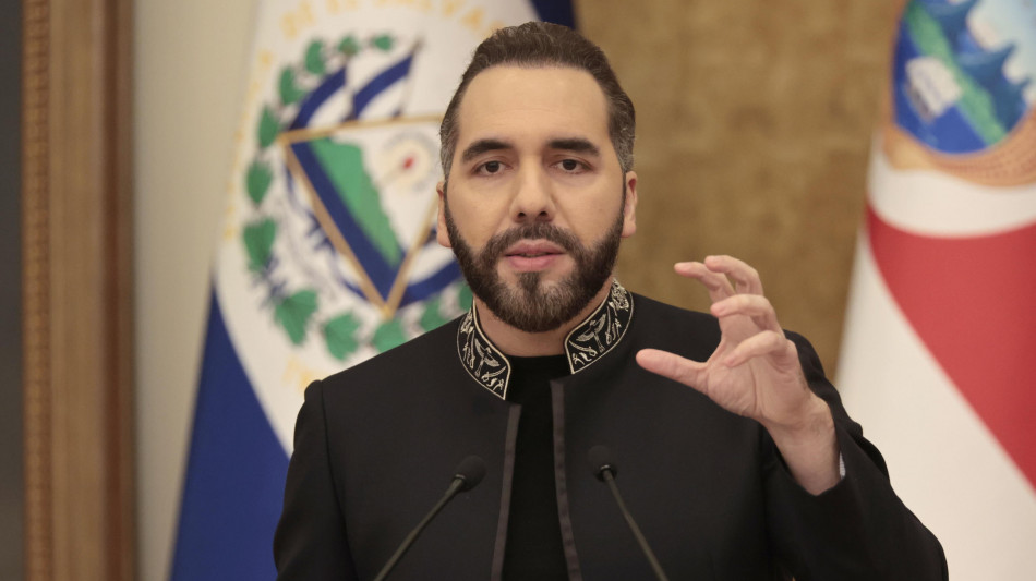  El Salvador, il presidente Bukele annuncia scarcerazioni solo per 5mila detenuti 