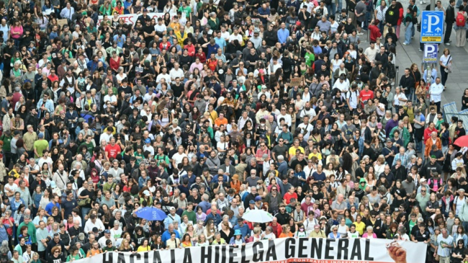  Nach Scheitern von Wohnungspaket: Zehntausende protestieren in Spanien 