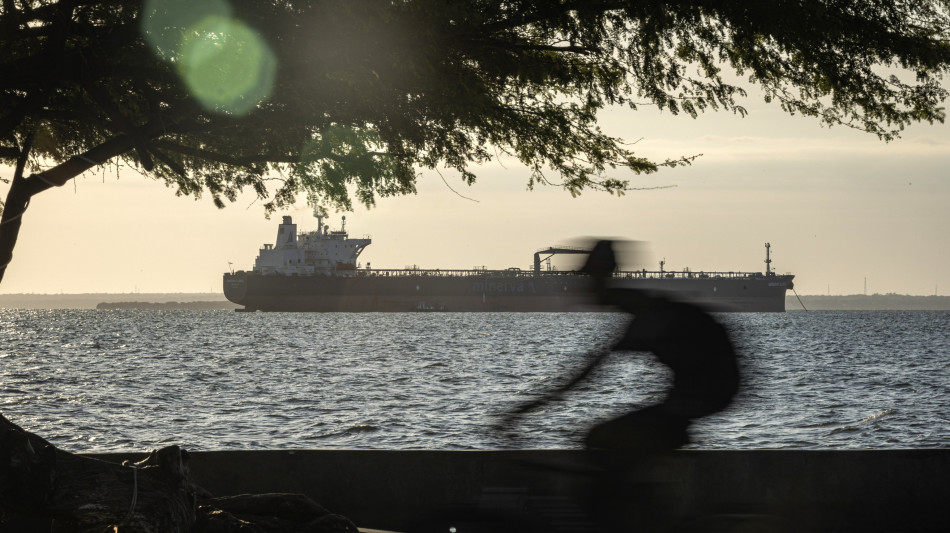 Media, 'gli Usa stanno sequestrando un'altra petroliera'