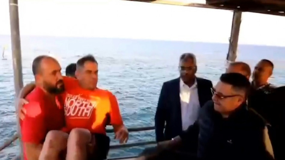 Egypte: 5 survivants r&eacute;cup&eacute;r&eacute;s apr&egrave;s le naufrage d'un bateau touristique 