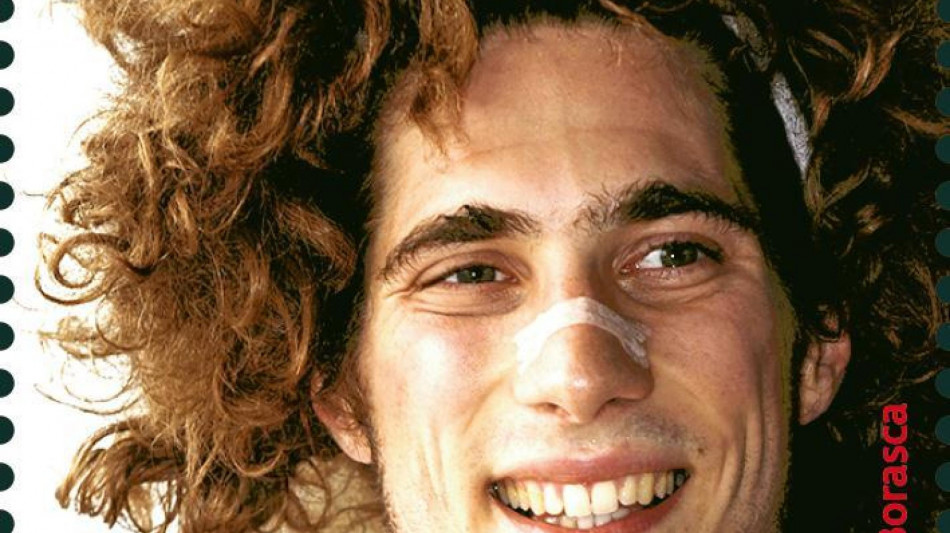  MotoGp: 15 anni fa la tragedia di Simoncelli, genitori davanti sua targa a Sepang 