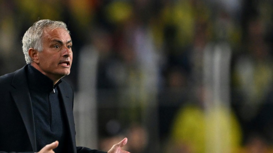 Benfica sack Lage after shock defeat, Mourinho next?