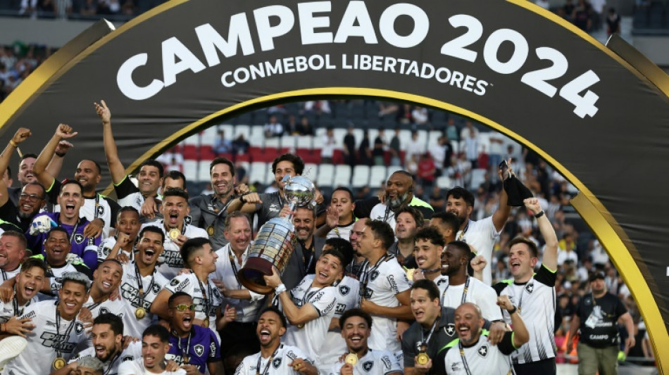 Botafogo vence Atl&eacute;tico-MG (3-1) e conquista pela 1&ordf; vez a Copa Libertadores