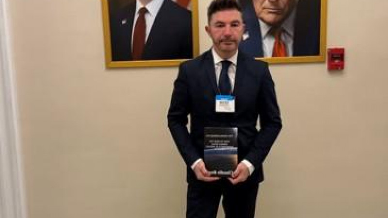  Cupertino Chamber President Claudio Bono Invited to White House with GiveaRoof 3-Year Plan to End Homelessness 