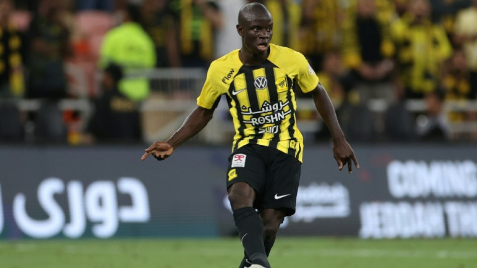  N'Golo Kant&eacute; deixa Ar&aacute;bia Saudita para jogar no Fenerbah&ccedil;e 