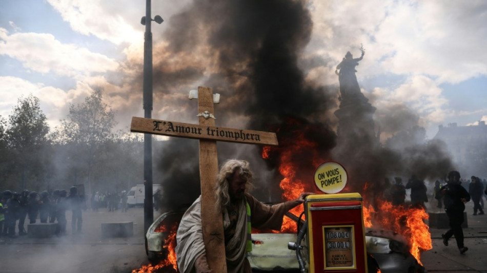  Heftige Zusammenst&ouml;&szlig;e bei Protesttag in Frankreich - 166 Festnahmen 