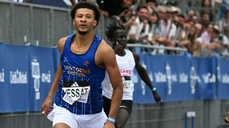  Athl&eacute;tisme: aux championnats de France, le "ph&eacute;nom&egrave;ne" Vessat bat le record de France de Djhone sur 400 m 