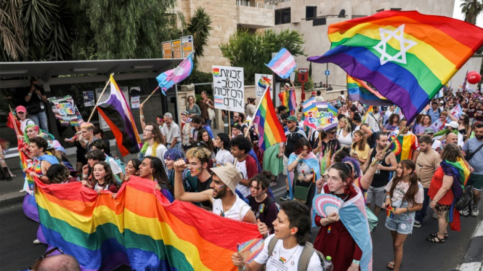 Tausende Menschen gehen in Jerusalem bei Pride-Parade auf die Straße