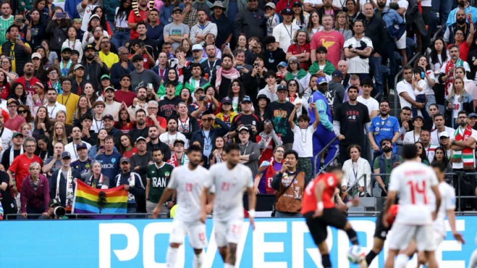  Ir&atilde; empata com o j&aacute; classificado Egito (1-1) e precisa aguardar; Senegal avan&ccedil;a aos 16-avos 