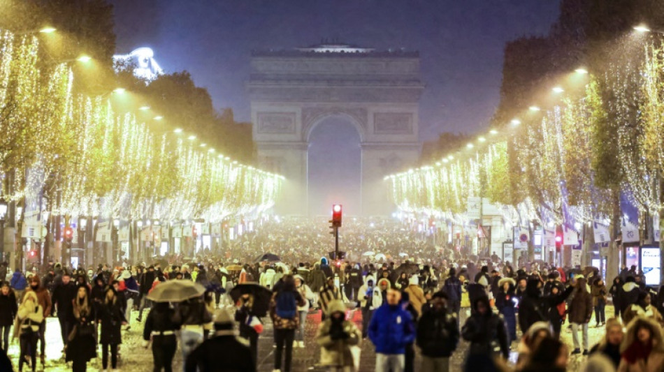 Mondial: les supporters fran&ccedil;ais d&eacute;&ccedil;us de la d&eacute;faite des Bleus malgr&eacute; un match "extraordinaire"