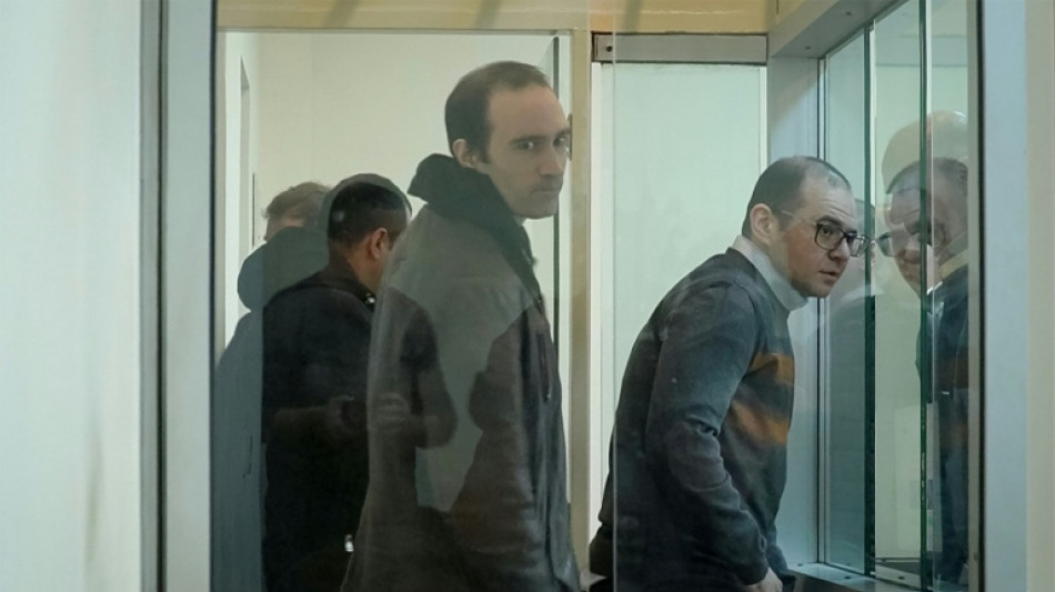  Aserbaidschan begnadigt Franzosen nach Streichung zweier Russen von EU-Sanktionsliste 