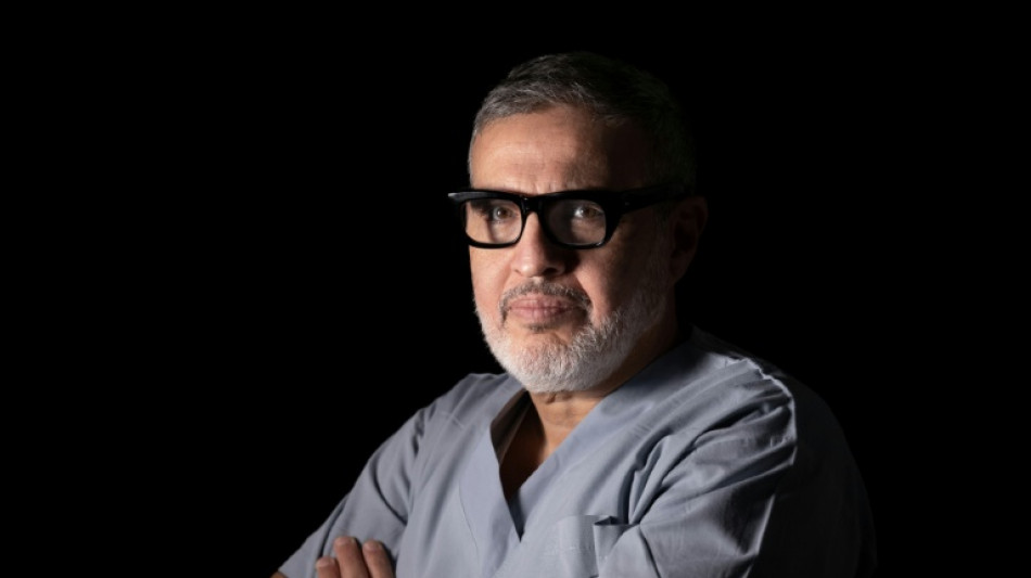  De Gaza ao L&iacute;bano, o cirurgi&atilde;o que opera crian&ccedil;as feridas na guerra 