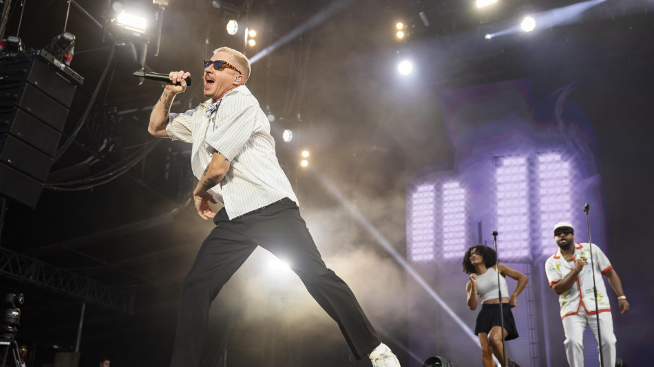  Macklemore apre il tour pro-pal a Dublino dopo la rottura con Ed Sheeran 