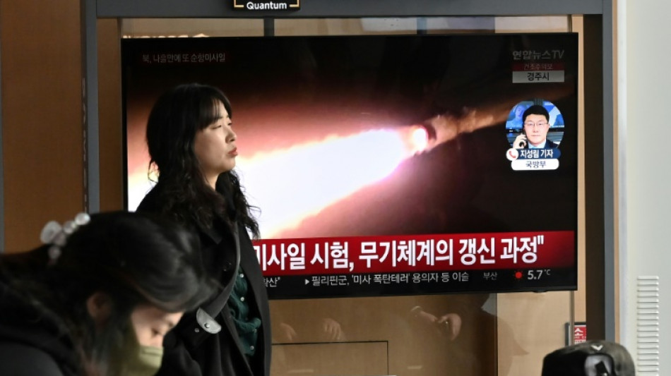 Coreia do Norte dispara v&aacute;rios m&iacute;sseis de cruzeiro