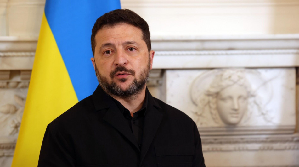  Zelensky, 'Trump non pu&ograve; stare dalla parte sbagliata della storia' 