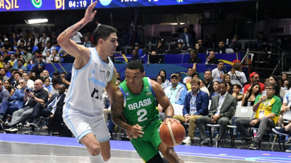 Brasil vence Argentina e &eacute; campe&atilde;o da Copa Am&eacute;rica de basquete masculino