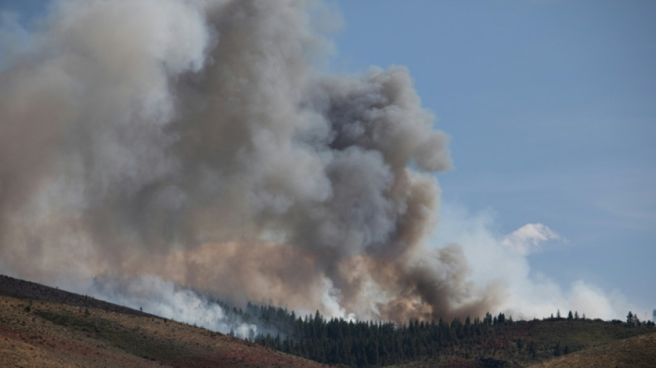  M&aacute;s de 40.000 evacuados por un incendio forestal en el oeste de EEUU 