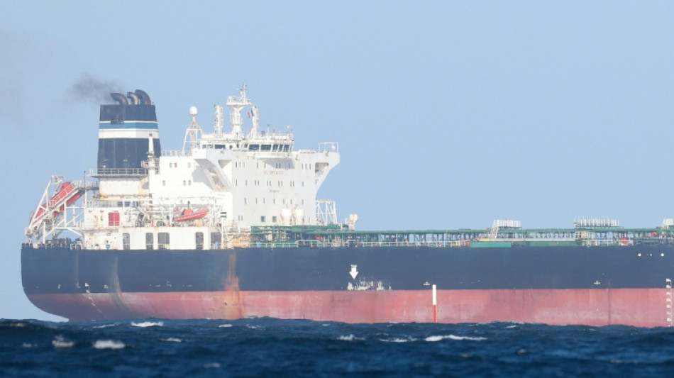  Francia impone una multa de un mill&oacute;n de euros a un petrolero de la flota fantasma rusa 
