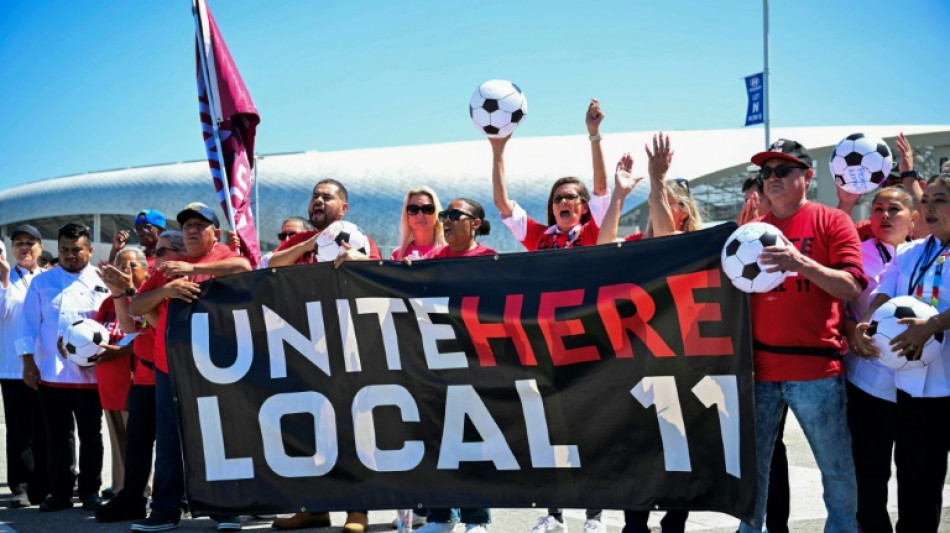  Funcion&aacute;rios do est&aacute;dio de Los Angeles chegam a acordo para evitar greve durante Copa do Mundo 