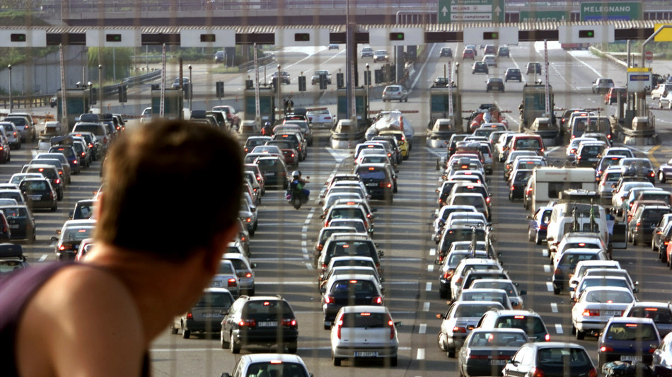 Bollo auto, dal 2026 si cambia, per le auto nuove