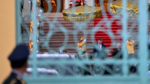 China's Xi, seeking to build regional ties, meets Cambodian leader