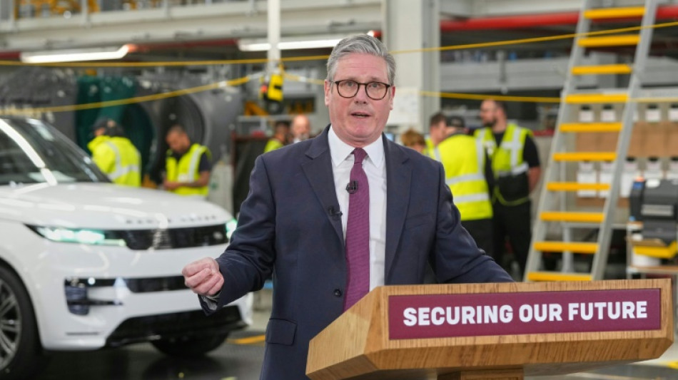 Starmer unveils support for tariff-hit auto sector 