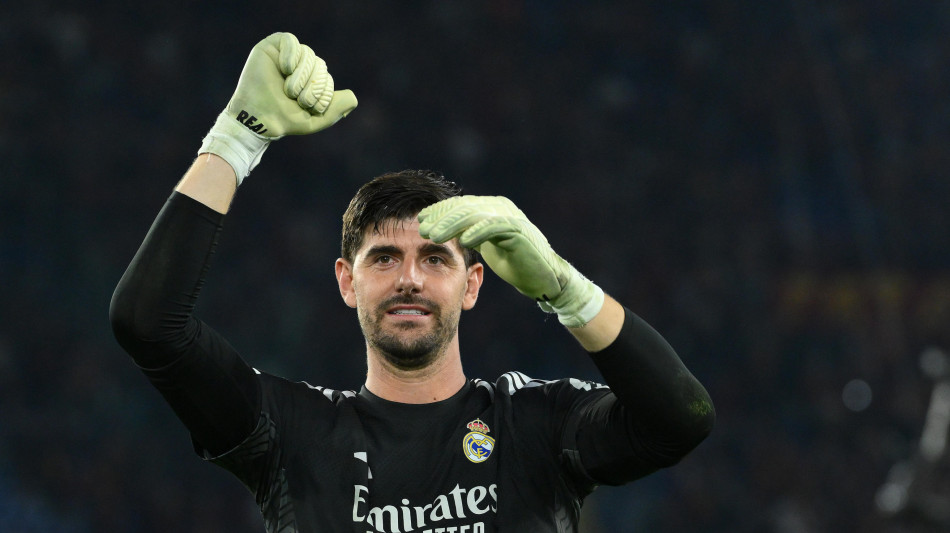  Real Madrid, Courtois salta la sfida con il Barcellona 