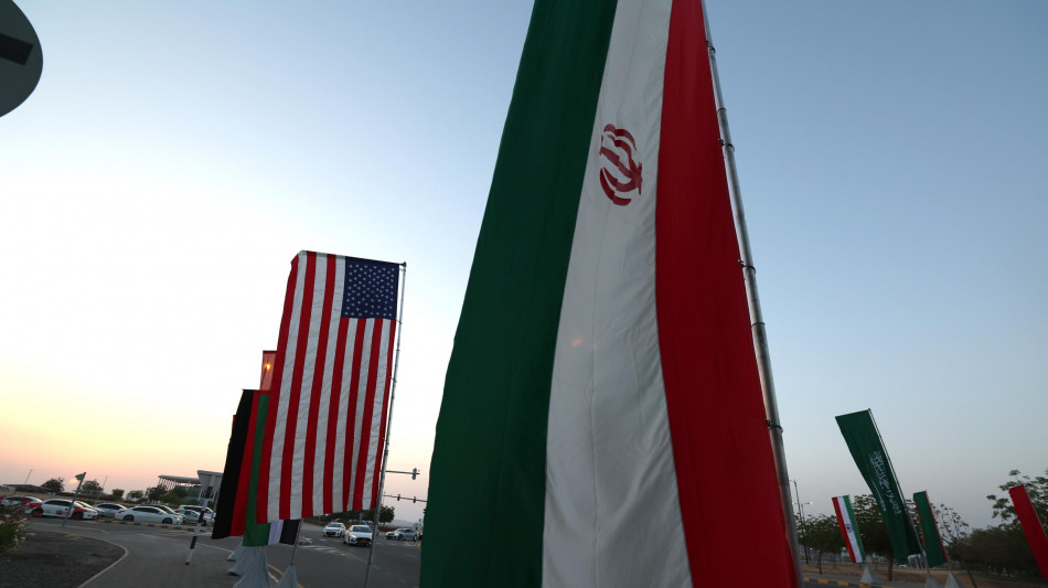 Al via in Oman il quarto round di colloqui Usa-Iran sul nucleare