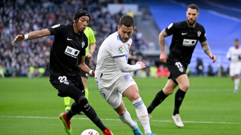 Hazard es operado con éxito para retirarle una placa del peroné derecho