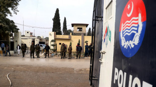 Pakistan, 5 uomini condannati a morte per 'blasfemia online'