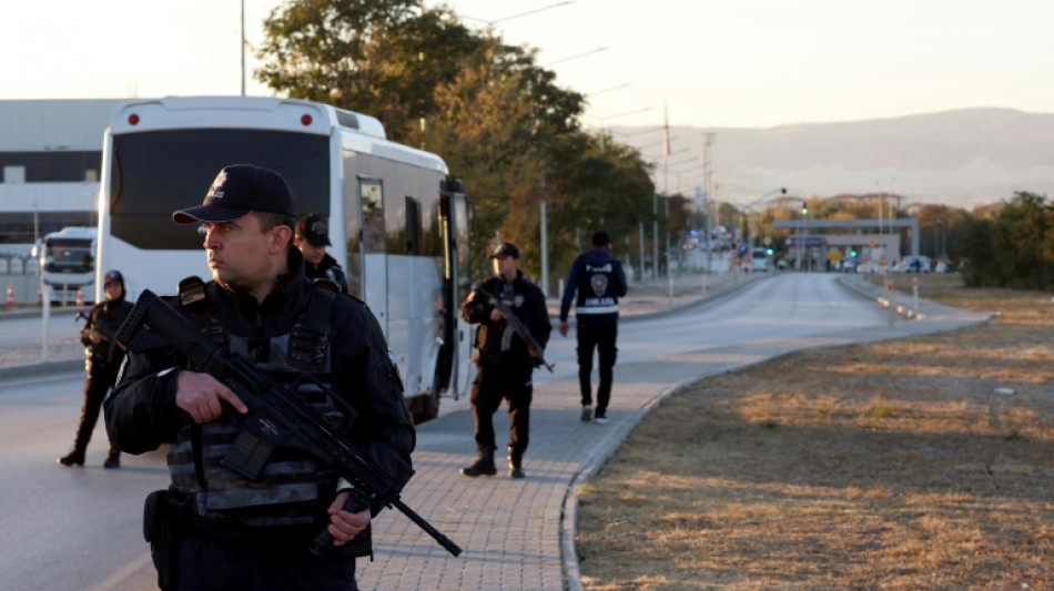 La Turquie d&eacute;signe le PKK apr&egrave;s un attentat qui a fait 5 morts et 22 bless&eacute;s pr&egrave;s d'Ankara