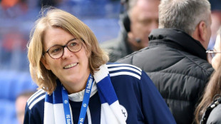 Schalke schreibt schwarze Zahlen - und f&uuml;rchtet die 3. Liga 
