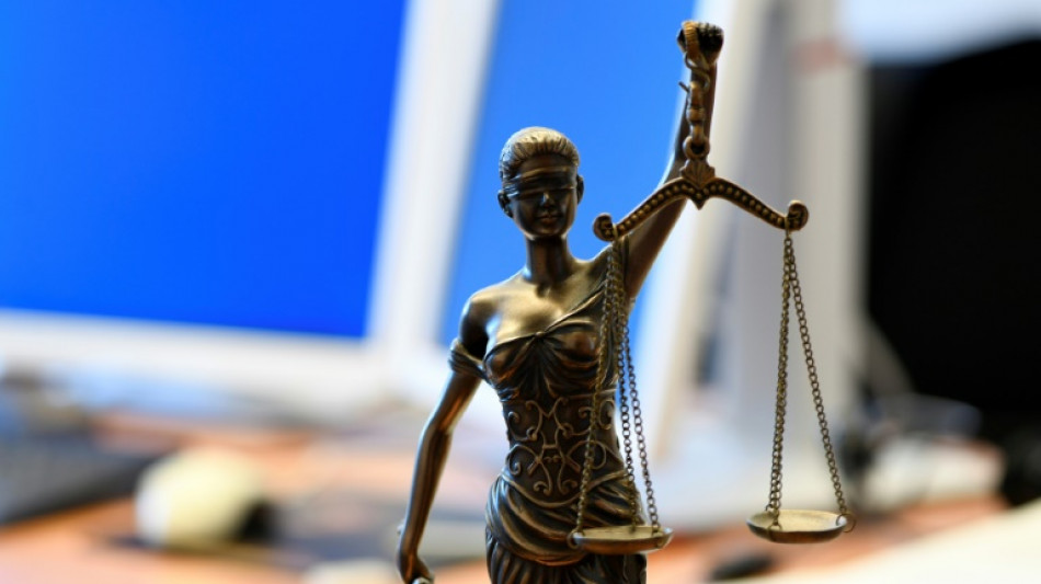 Frauen in Hessen und Niedersachsen verlieren durch Lovescamming über hunderttausend Euro