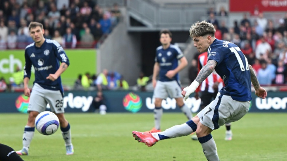 Chelsea sign Garnacho from Man Utd
