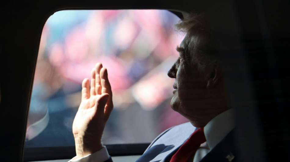 Trump, arrivé au Japon, résolument optimiste sur un accord avec la Chine