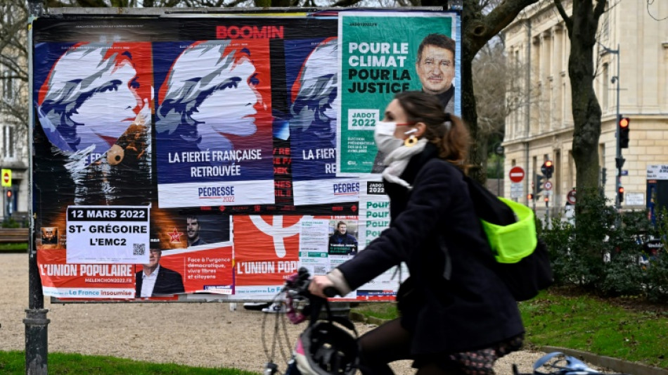 Pr&eacute;sidentielle: un vrai-faux d&eacute;bat avec Macron, sans confrontation