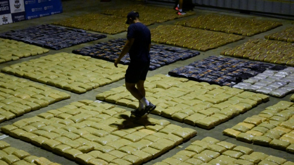 Colômbia interrompe compra de armas dos EUA após fim da certificação como aliada no combate às drogas