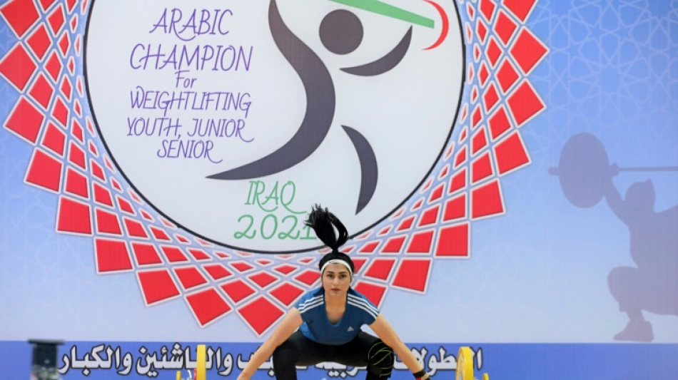 En Irak, l'halt&eacute;rophilie comme h&eacute;ritage pour des soeurs kurdes