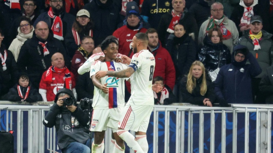Endrick estreia pelo Lyon e marca gol da vit&oacute;ria sobre o Lille (2-1) na Copa da Fran&ccedil;a