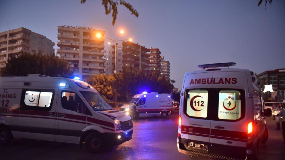 Incendio in un orfanotrofio in Algeria, almeno 11 morti